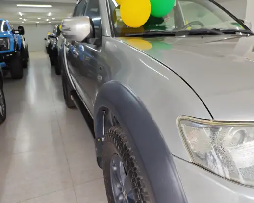 MITSUBISHI-L200 TRITON-2016