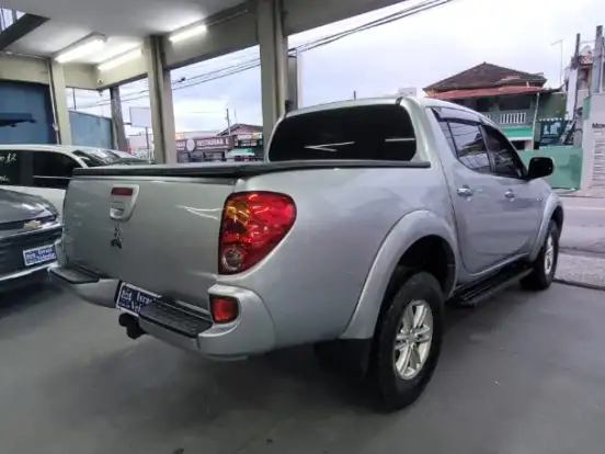 MITSUBISHI-L200 TRITON-3.2 HPE 4X4 CD 16V TURBO INTERCOOLER DIESEL 4P AUTOMÁTICO MITSUBISHI-L200 TRITON-2015