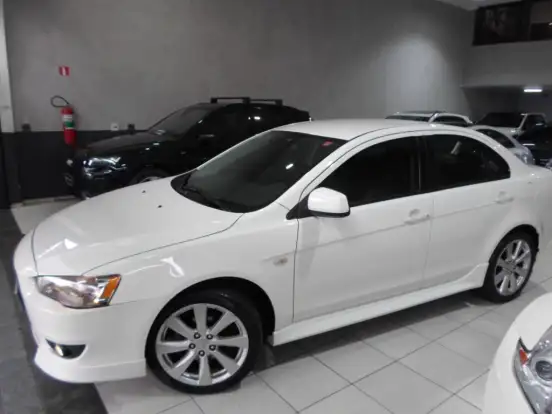 MITSUBISHI-LANCER-2.0 CVT 16V GASOLINA 4P AUTOMÁTICO MITSUBISHI-LANCER-2013
