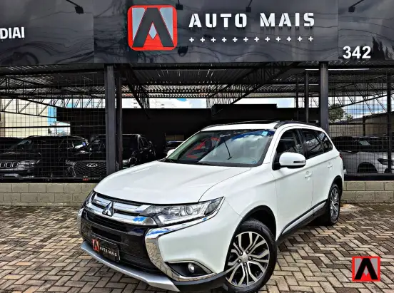 MITSUBISHI-OUTLANDER-2015