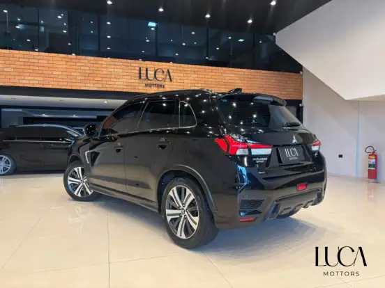 MITSUBISHI-OUTLANDER-2.0 MIVEC GASOLINA HPE AUTOMÁTICO MITSUBISHI-OUTLANDER-2021
