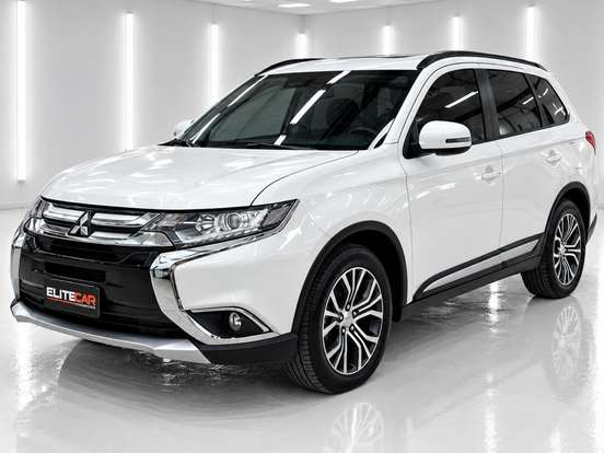 MITSUBISHI-OUTLANDER-2015