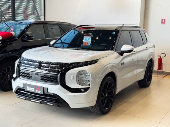 MITSUBISHI OUTLANDER 2.4 PHEV SIGNATURE S-AWC DHT