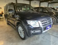 MITSUBISHI PAJERO FULL 3.8 HPE 4X4 V6 24V GASOLINA 4P AUTOMÁTICO MITSUBISHI PAJERO FULL 3.8 HPE 4X4 V6 24V GASOLINA 4P AUTOMÁTICO