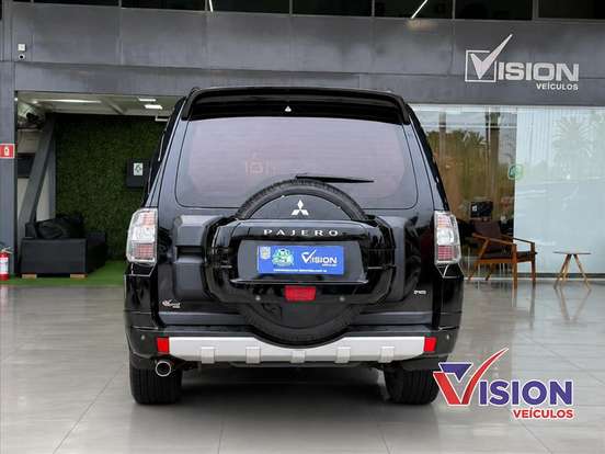 MITSUBISHI-PAJERO FULL-2011