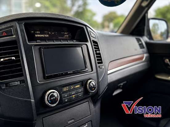 MITSUBISHI-PAJERO FULL-2011