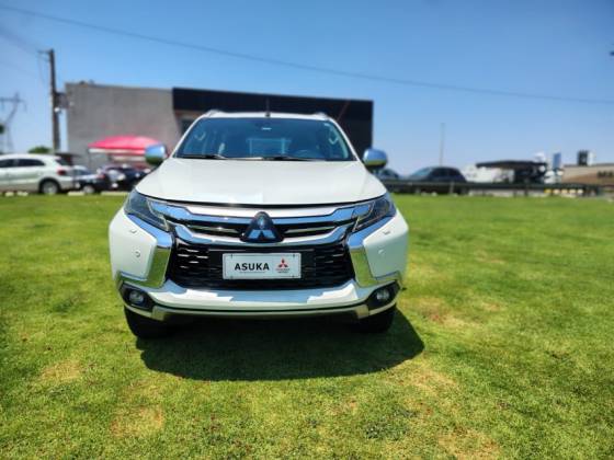 MITSUBISHI PAJERO SPORT 2.4 16V MIVEC TURBO DIESEL HPE AWD AUTOMÁTICO