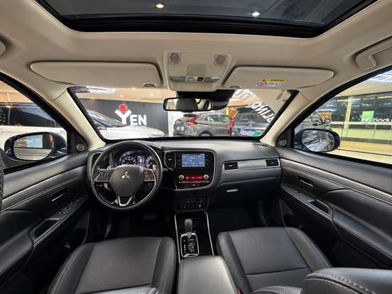 MITSUBISHI-PAJERO SPORT-2021