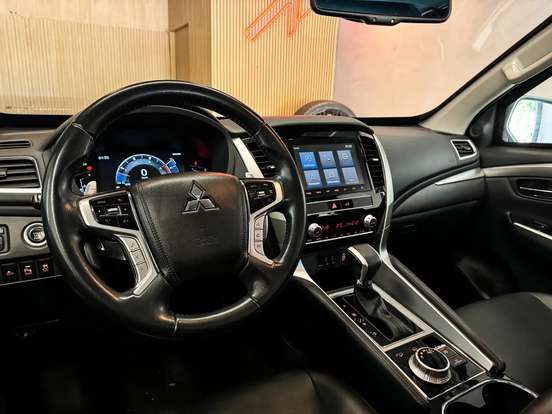 MITSUBISHI-PAJERO SPORT-2.4 16V MIVEC TURBO DIESEL HPE-S AWD AUTOMÁTICO MITSUBISHI-PAJERO SPORT-2021