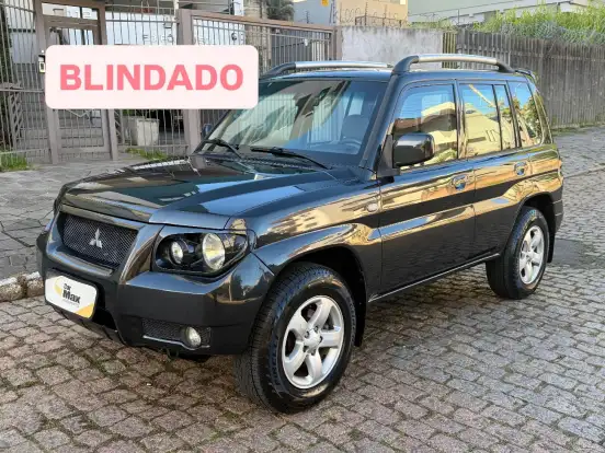 MITSUBISHI-PAJERO TR4-2.0 4X4 16V 140CV FLEX 4P AUTOMÁTICO MITSUBISHI-PAJERO TR4-2008