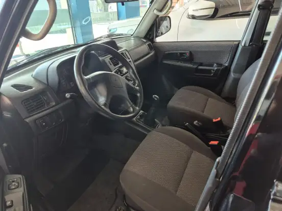 MITSUBISHI-PAJERO TR4-2.0 4X4 16V 140CV FLEX 4P AUTOMÁTICO MITSUBISHI-PAJERO TR4-2008