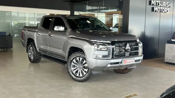 MITSUBISHI TRITON 2.4 BITURBO DIESEL CD HPE 4X4 AUTOMÁTICO