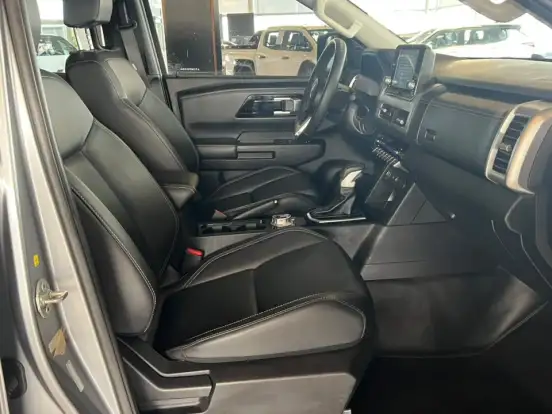 MITSUBISHI-TRITON-2.4 BITURBO DIESEL CD HPE 4X4 AUTOMÁTICO MITSUBISHI-TRITON-2025