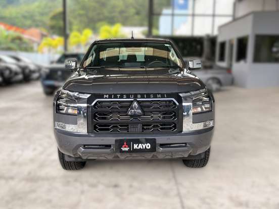 MITSUBISHI-TRITON-2025