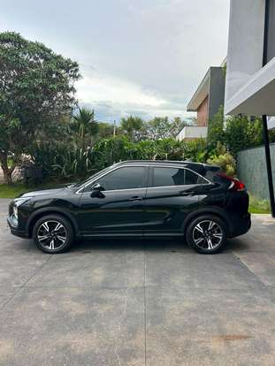 MITSUBISHI-ECLIPSE CROSS-2024