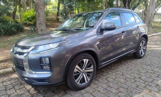MITSUBISHI OUTLANDER 2.0 MIVEC GASOLINA HPE AUTOMÁTICO