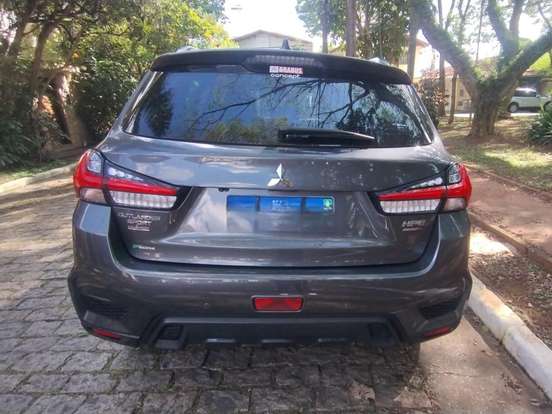 MITSUBISHI-OUTLANDER-2.0 MIVEC GASOLINA HPE AUTOMÁTICO MITSUBISHI-OUTLANDER-2021