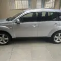 MITSUBISHI OUTLANDER 3.0 4X4 V6 24V GASOLINA 4P AUTOMÁTICO MITSUBISHI OUTLANDER 3.0 4X4 V6 24V GASOLINA 4P AUTOMÁTICO