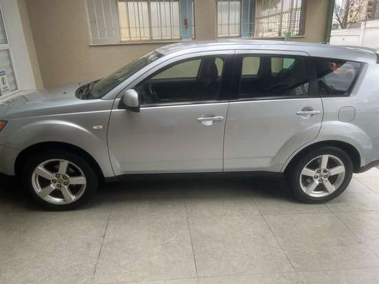 MITSUBISHI-OUTLANDER-3.0 4X4 V6 24V GASOLINA 4P AUTOMÁTICO MITSUBISHI-OUTLANDER-2007