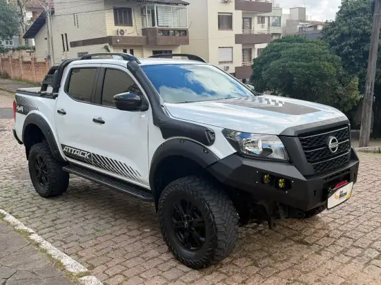 NISSAN-FRONTIER-2024