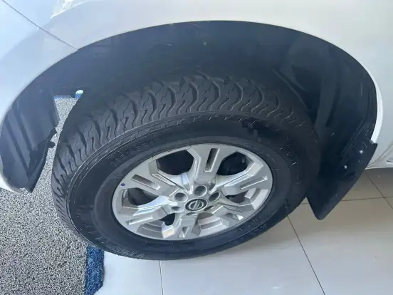 NISSAN-FRONTIER-2022