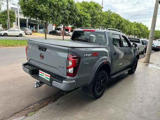 NISSAN-FRONTIER-2.3 16V TURBO DIESEL PRO4X CD 4X4 AUTOMÁTICO NISSAN-FRONTIER-2025