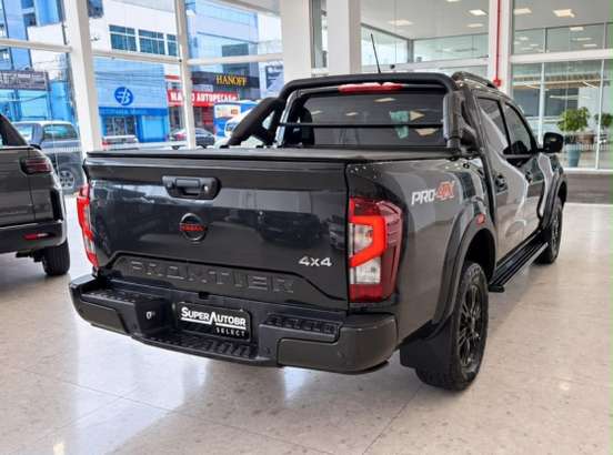 NISSAN-FRONTIER-2022