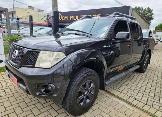 NISSAN FRONTIER 2.5 LE 4X4 CD TURBO ELETRONIC DIESEL 4P AUTOMÁTICO