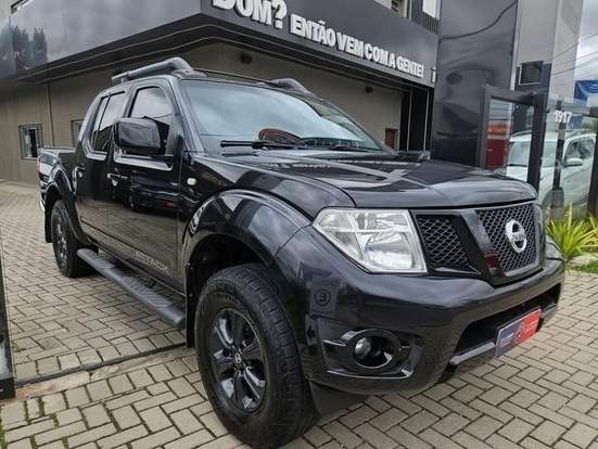 NISSAN-FRONTIER-2012