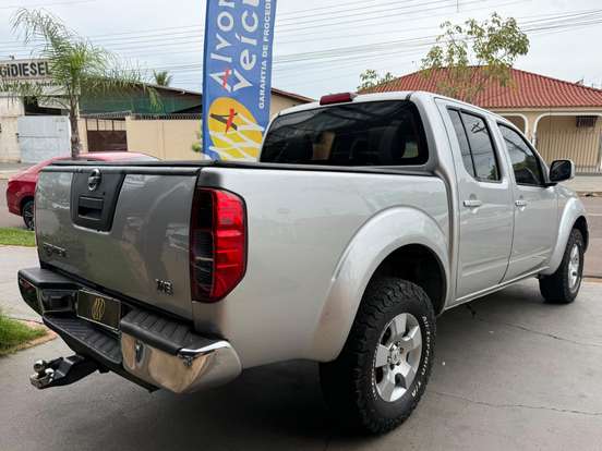 NISSAN-FRONTIER-2013