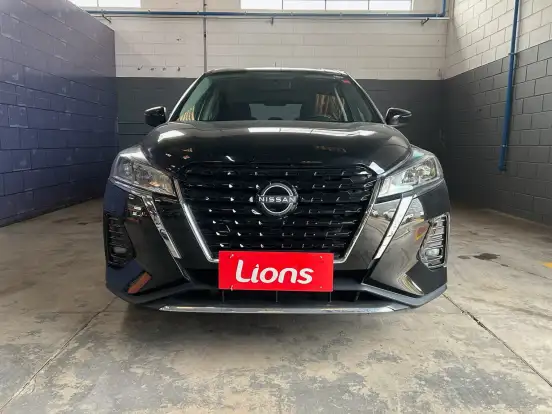 NISSAN-KICKS-2023