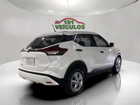 NISSAN-KICKS-2024