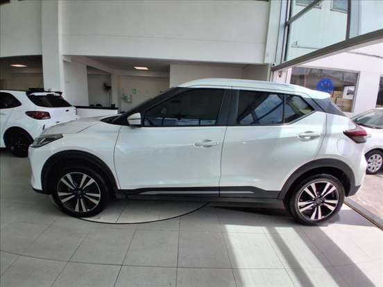 NISSAN-KICKS-2022
