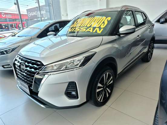 NISSAN-KICKS-2023