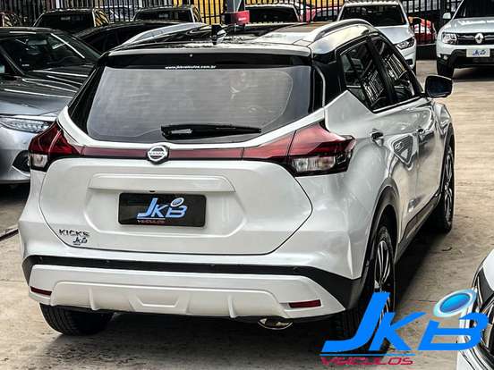 NISSAN-KICKS-2021