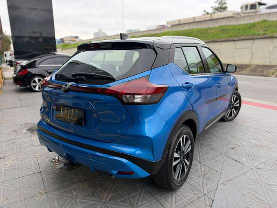 NISSAN-KICKS-2024