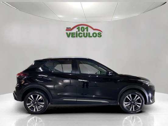 NISSAN-KICKS-2022