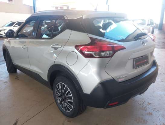 NISSAN-KICKS-2019
