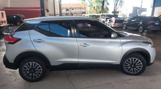 NISSAN-KICKS-2019