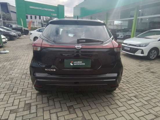 NISSAN-KICKS-2024
