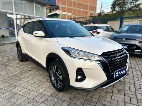 NISSAN-KICKS-2023