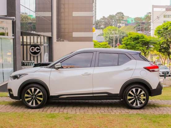 NISSAN-KICKS-2016