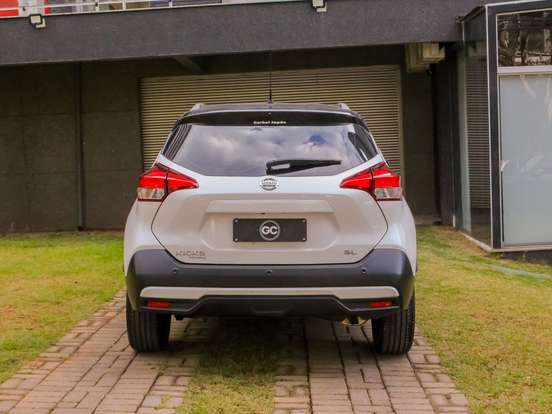 NISSAN-KICKS-2016