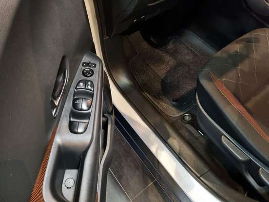 NISSAN-KICKS-2019