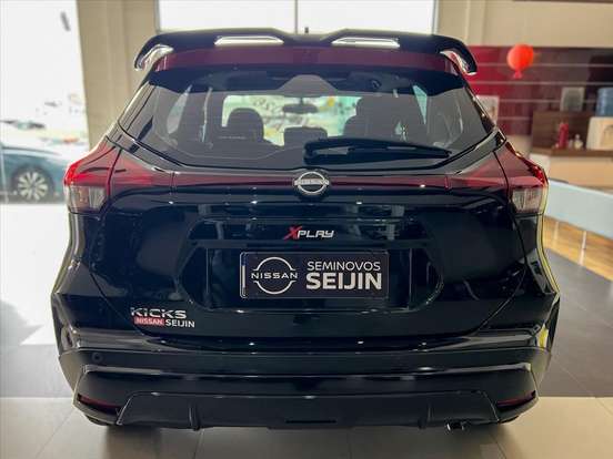 NISSAN-KICKS-2023