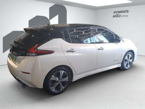 NISSAN-LEAF-B12P 40 ELÉTRICO NISSAN-LEAF-2021