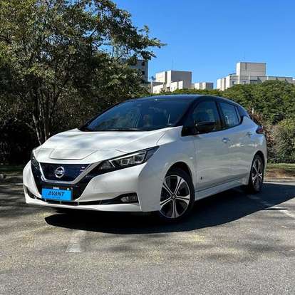 NISSAN-LEAF-2019
