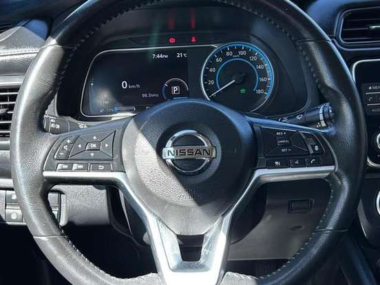 NISSAN-LEAF-B12P 40 ELÉTRICO NISSAN-LEAF-2019