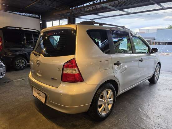 NISSAN-LIVINA-1.6 S 16V FLEX 4P MANUAL NISSAN-LIVINA-2011