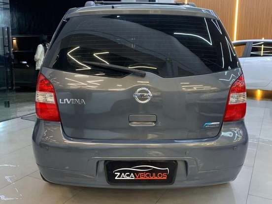 NISSAN-LIVINA-1.8 S 16V FLEX 4P AUTOMÁTICO NISSAN-LIVINA-2013